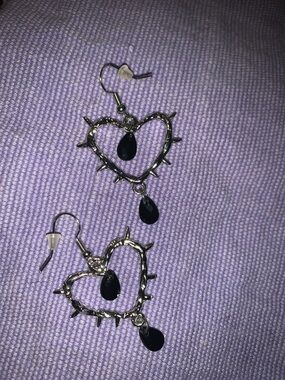 New Silver Spiked Heart Drop Earrings with Black Teardrops